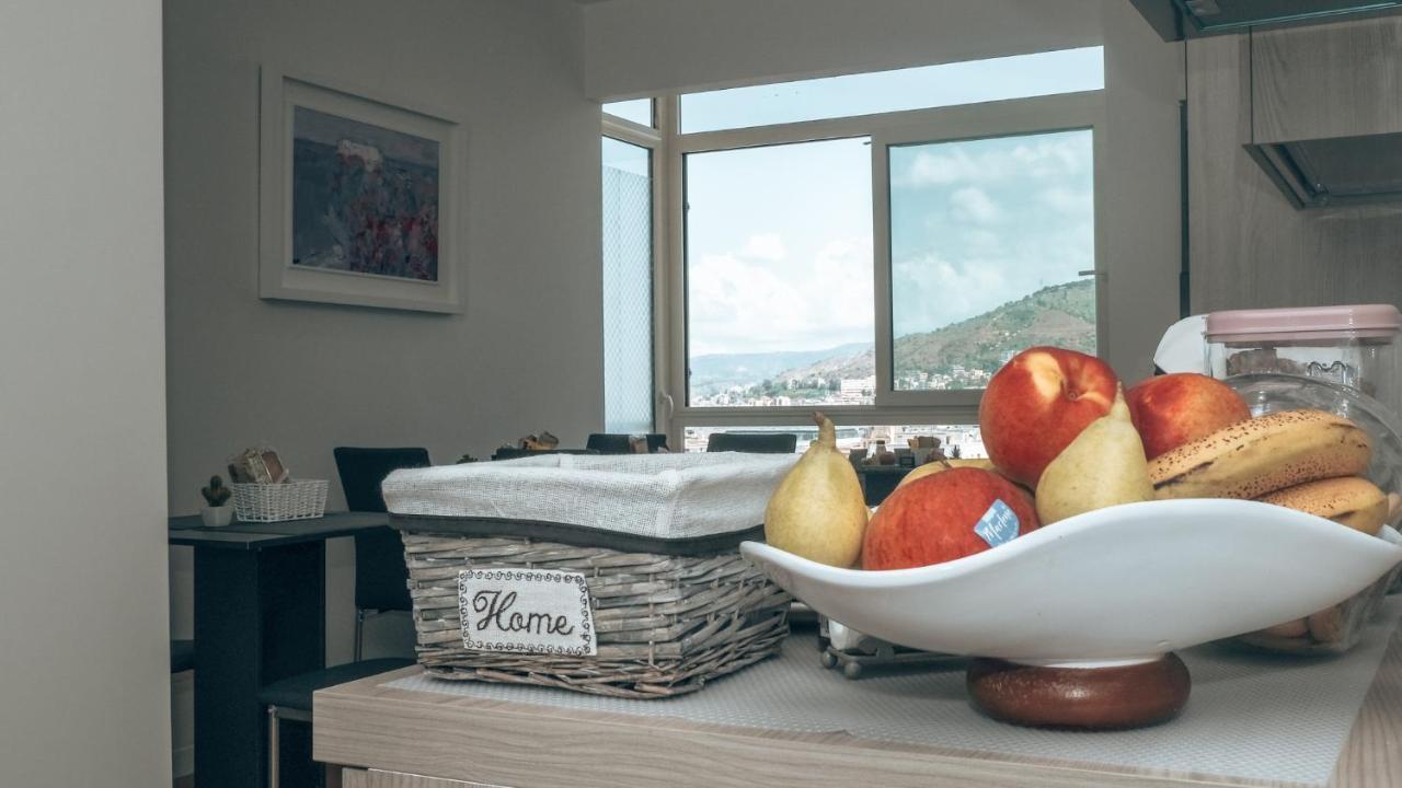 ريجّو دي كالابريا Guesthouse Aschenez المظهر الخارجي الصورة