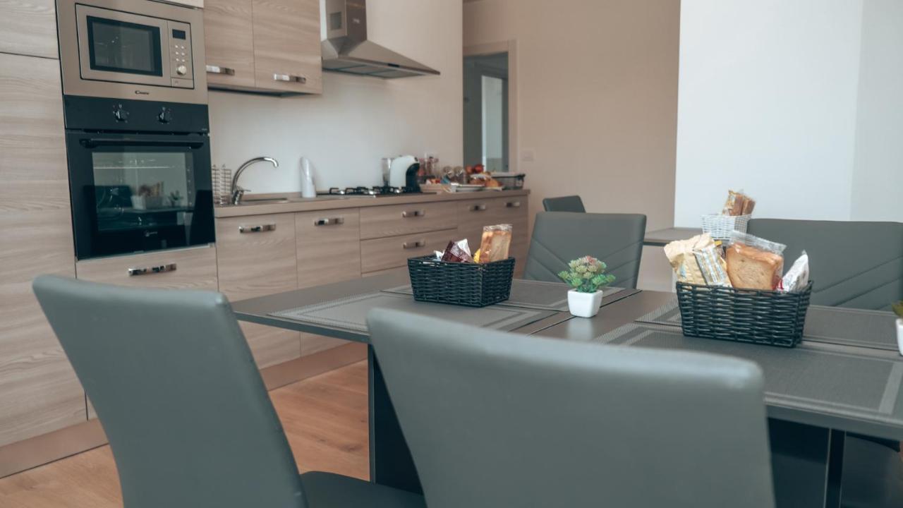 ريجّو دي كالابريا Guesthouse Aschenez المظهر الخارجي الصورة