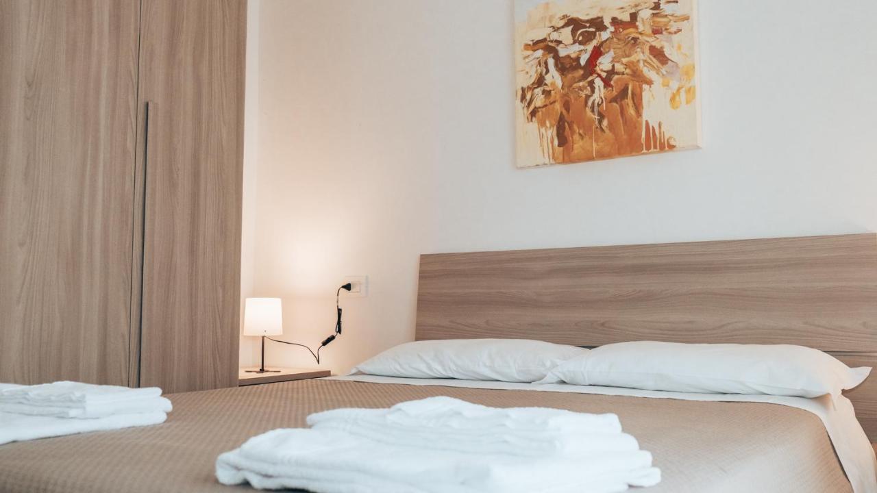 ريجّو دي كالابريا Guesthouse Aschenez المظهر الخارجي الصورة